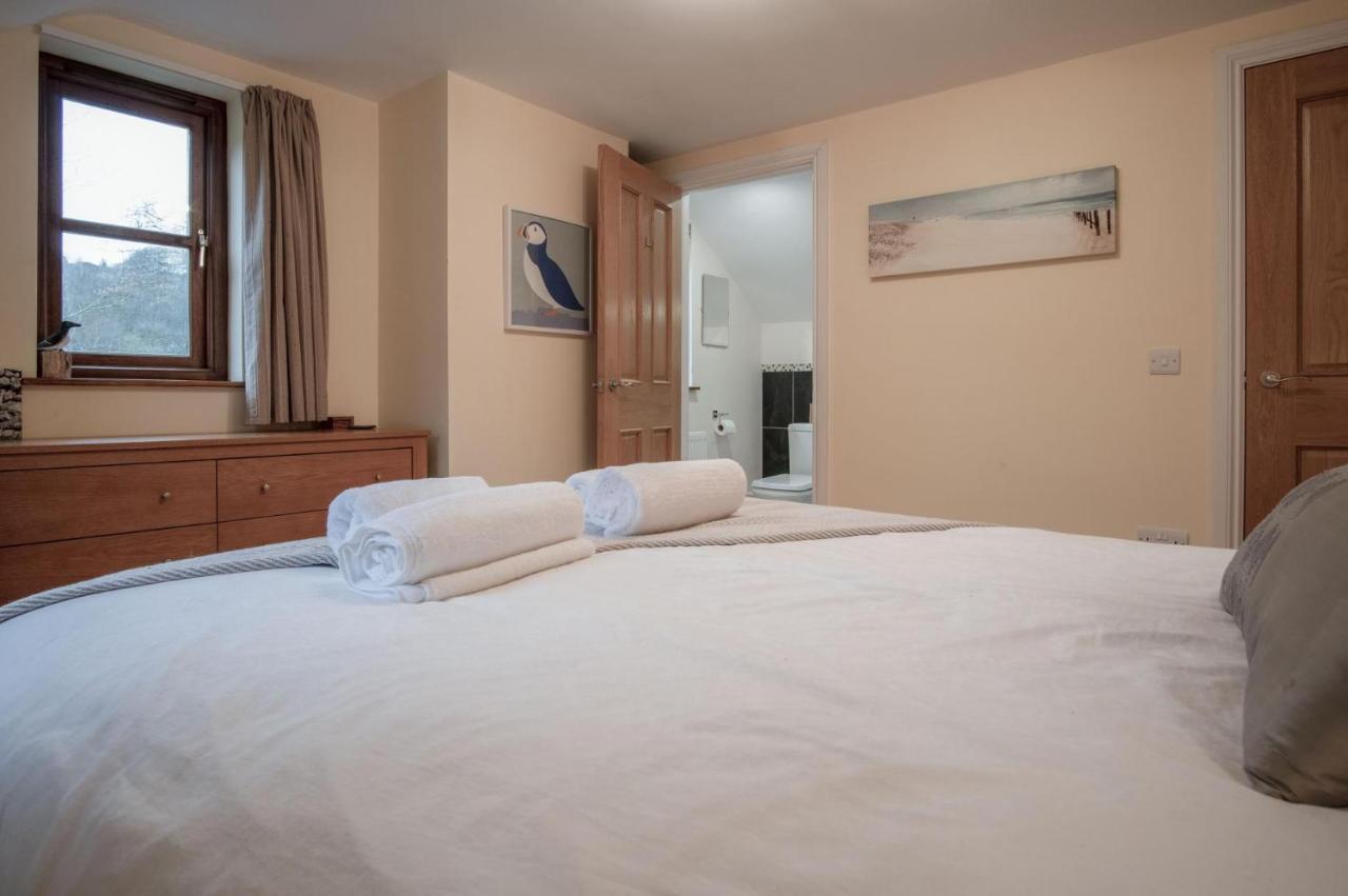 Llais Afon - 3 Bedroom Holiday Home - Fishguard Eksteriør bilde