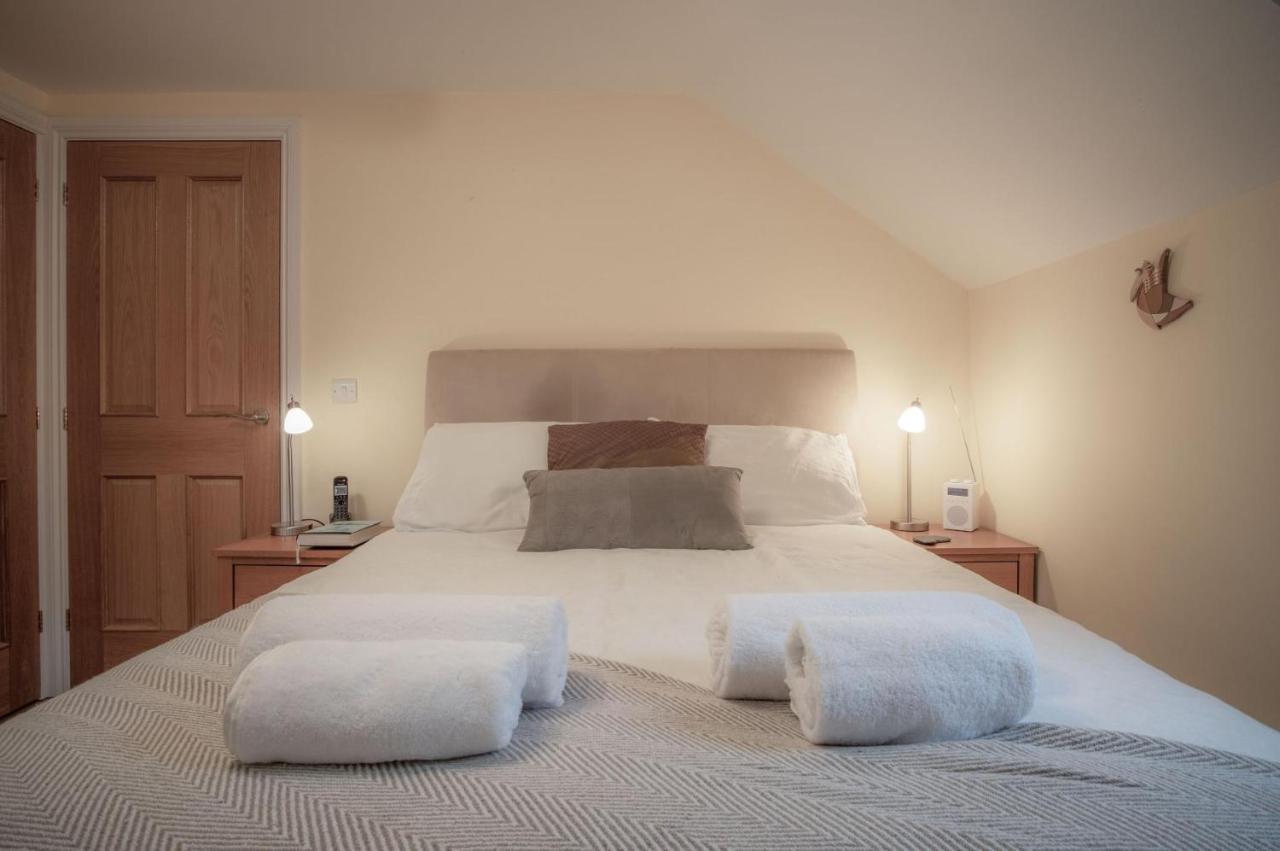 Llais Afon - 3 Bedroom Holiday Home - Fishguard Eksteriør bilde